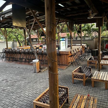 K27 Premier Backpackers Vandrehjem Dar es Salaam Eksteriør billede
