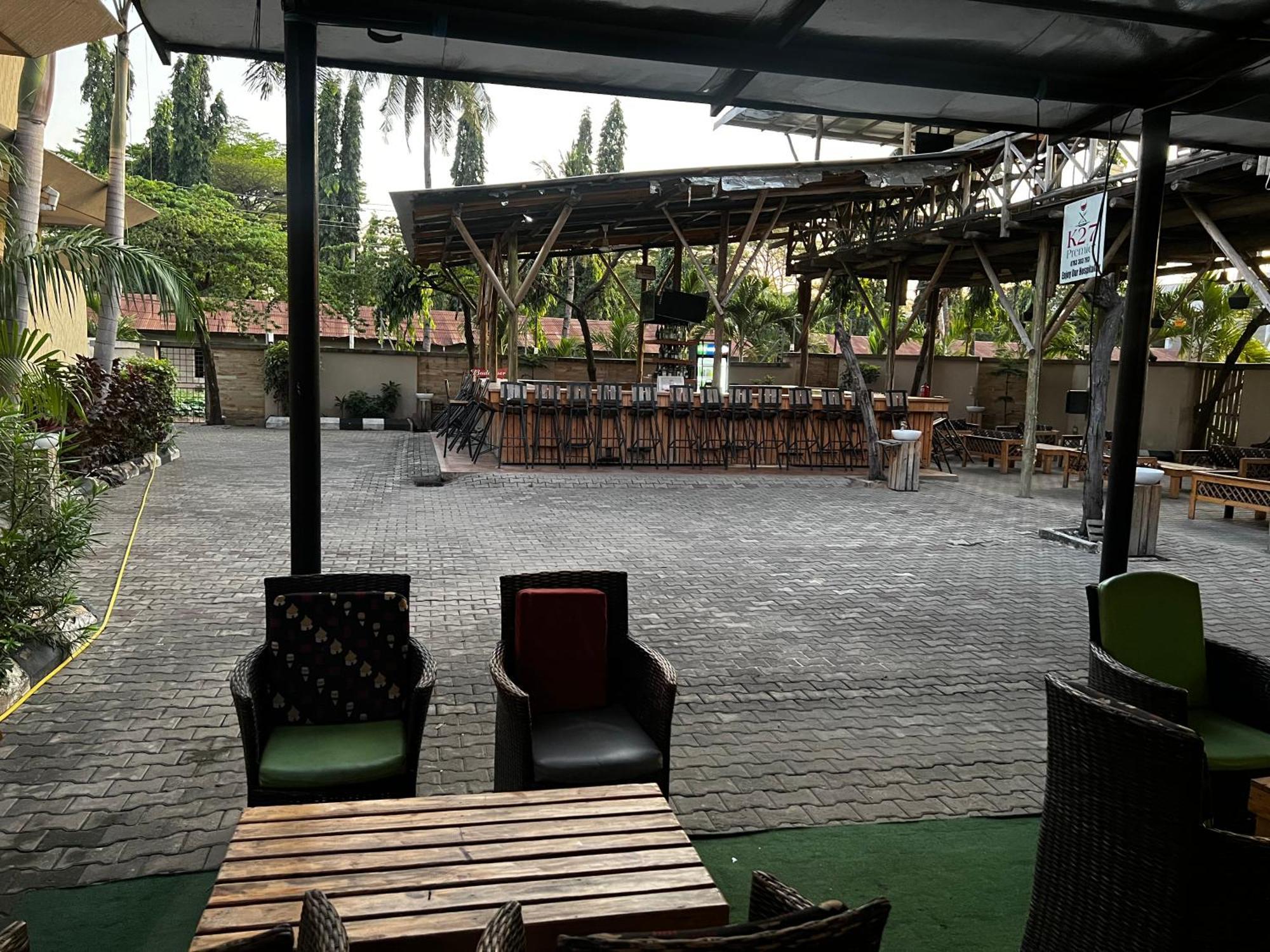 K27 Premier Backpackers Vandrehjem Dar es Salaam Eksteriør billede