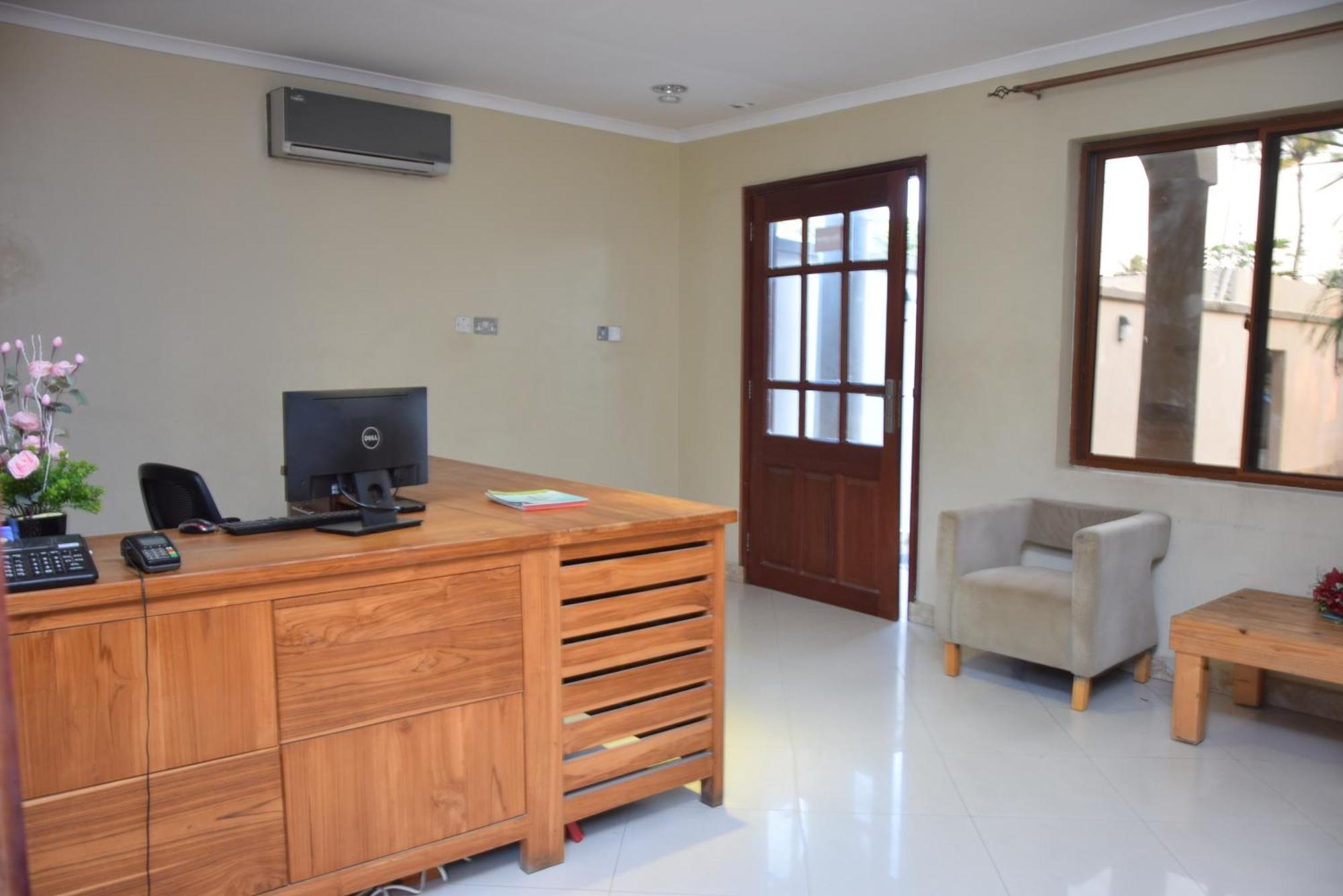 K27 Premier Backpackers Vandrehjem Dar es Salaam Eksteriør billede