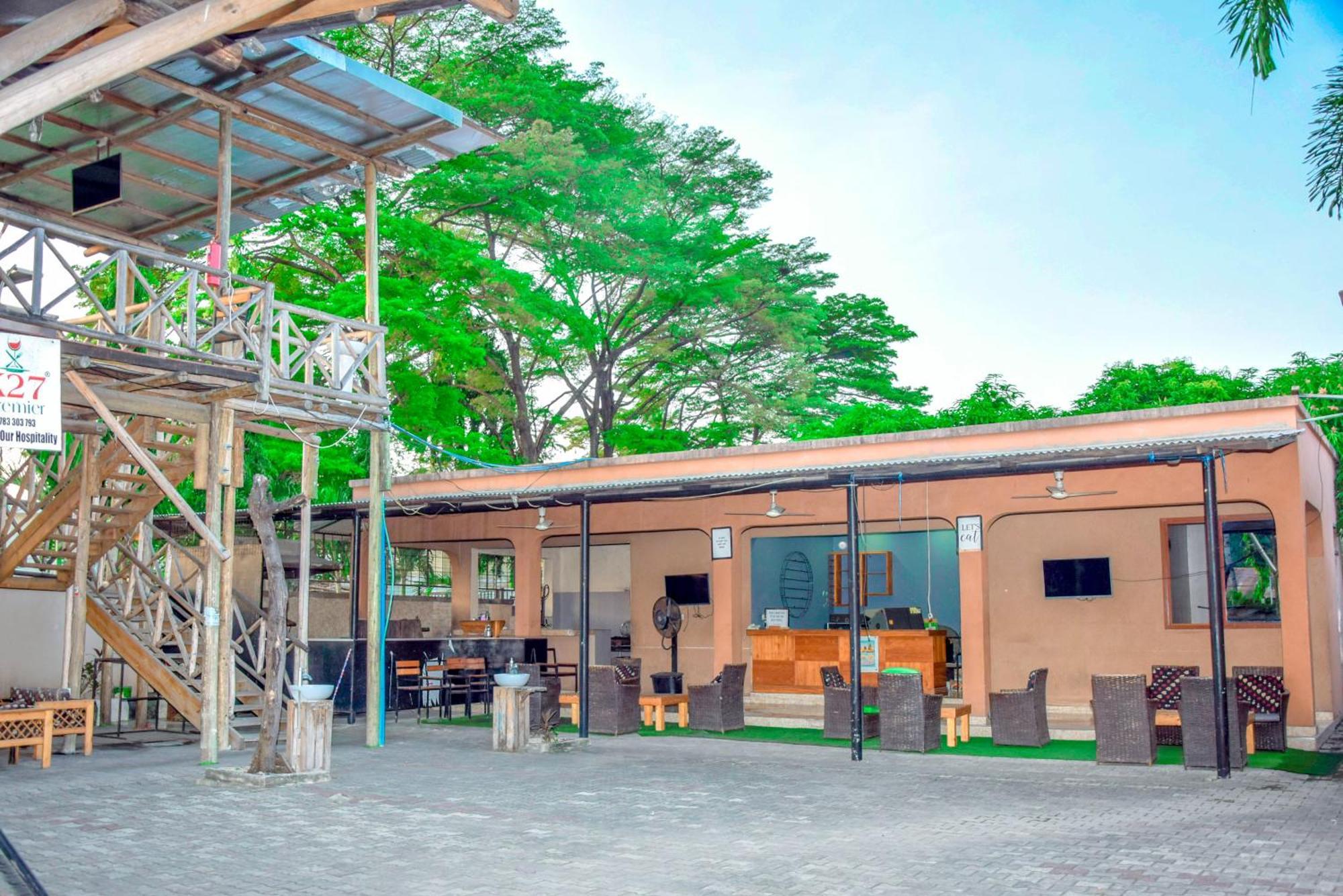 K27 Premier Backpackers Vandrehjem Dar es Salaam Eksteriør billede